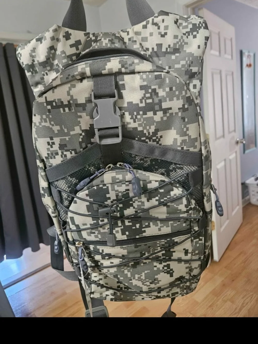 Camouflage Tactical Backpack with hydration Bag - Gray Digital Camo